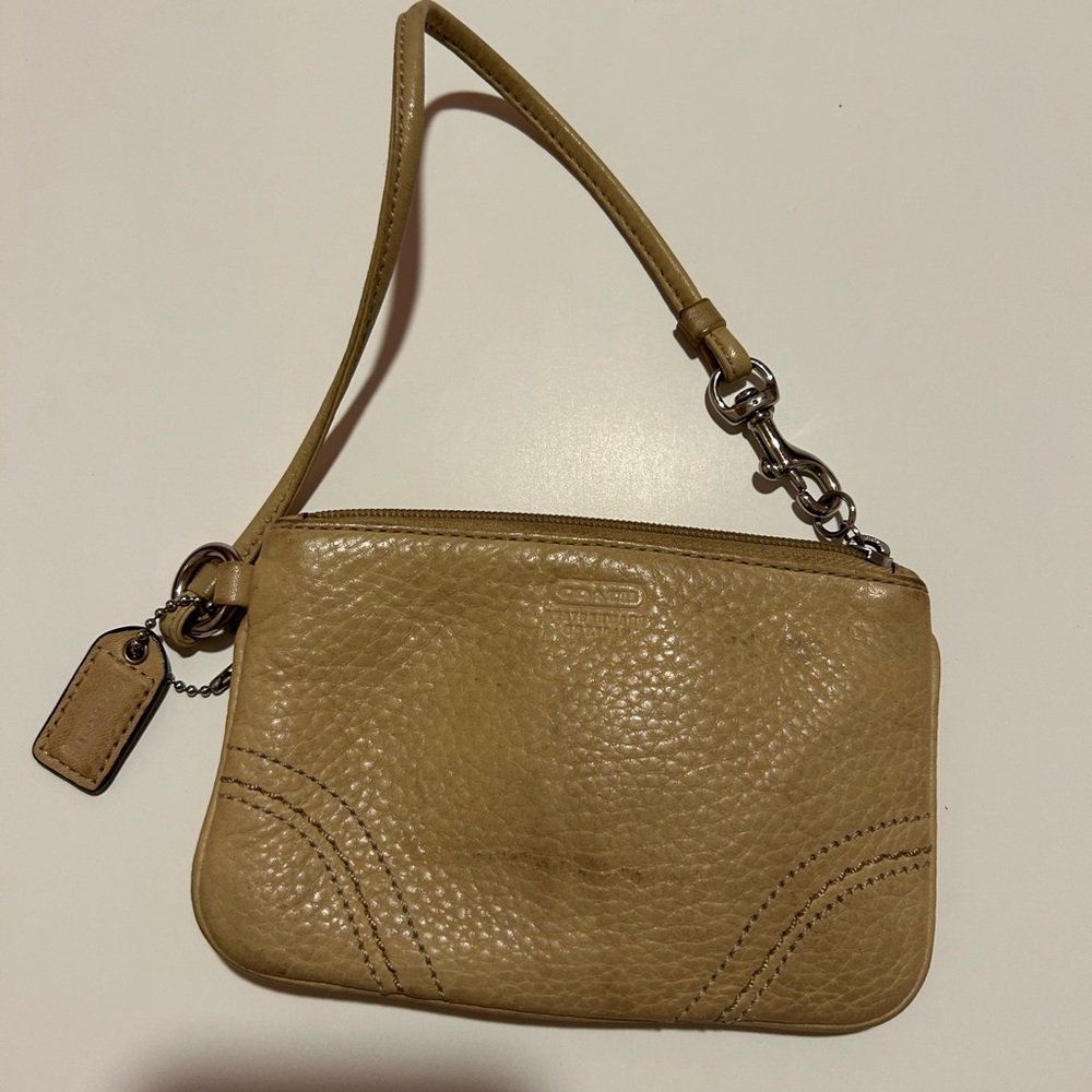Elegant Tan Leather wrist wallet